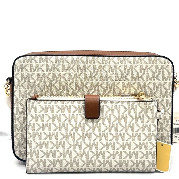 Michael Kors Large EW Crossbody Bag & Large Double Zip Wallet Vanilla - Picture 5 of 13